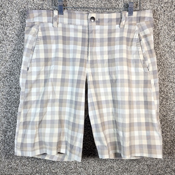 lululemon athletica Other - Lululemon Commission Men Sz 36 GRAY BEIGE plaid shorts 10.5"